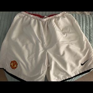 Manchester United Soccer Shorts XL White Mens Nike